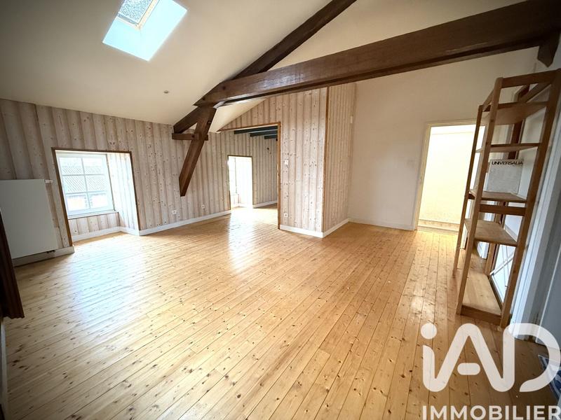 Maison - 337 m² - 11 pièces