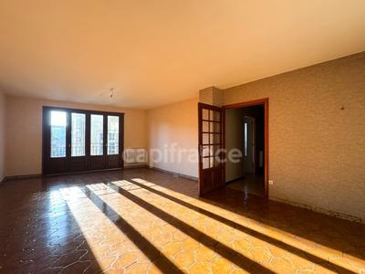 Maison de village - 107 m² - 5 pièces