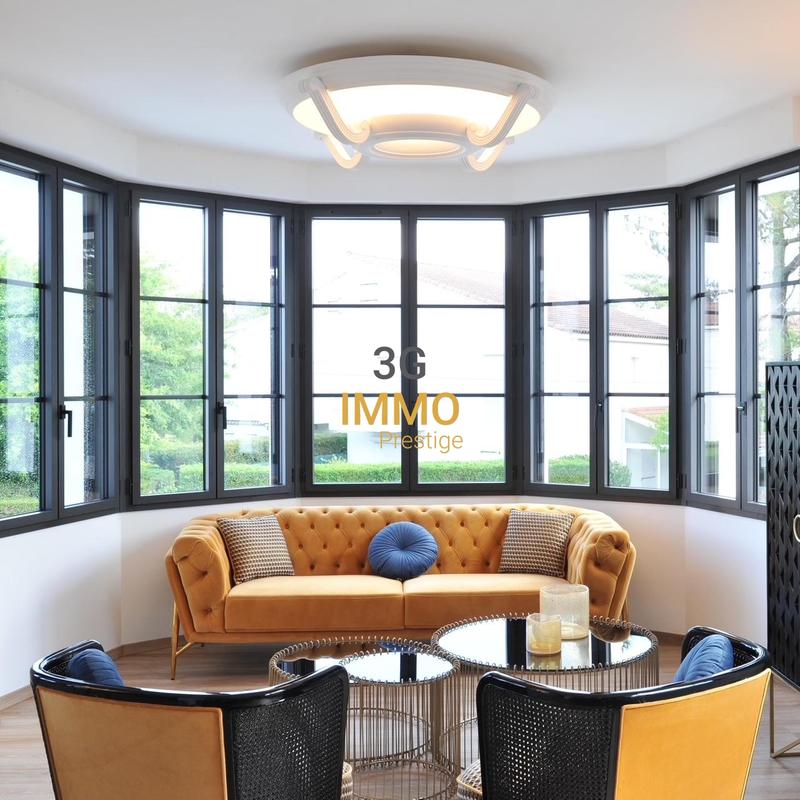 Maison d'architecte - 300 m² - 13 pièces