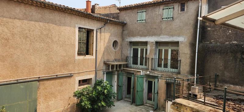 Maison - 255 m² - 9 pièces