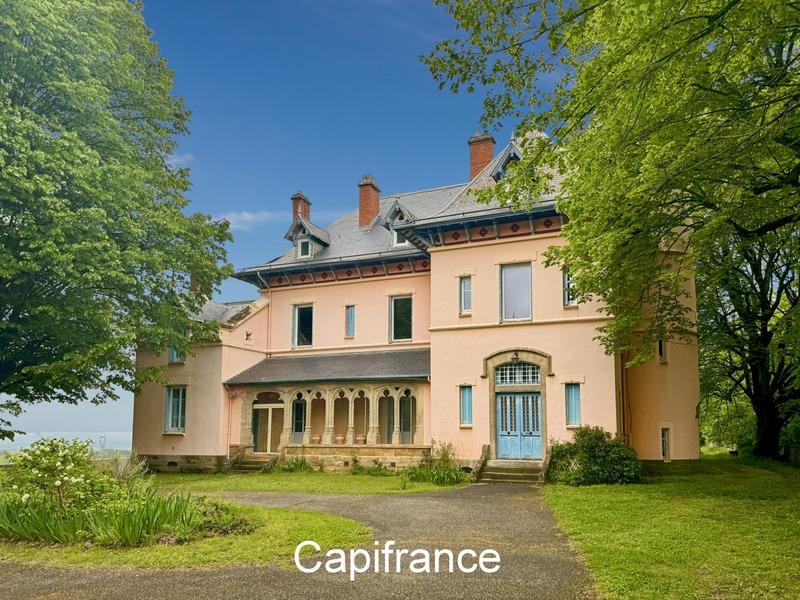 Propriété - 600 m² - 15 pièces