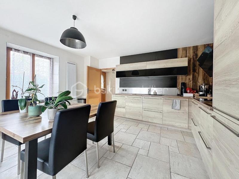 Maison en pierre - 160 m² - 6 pièces