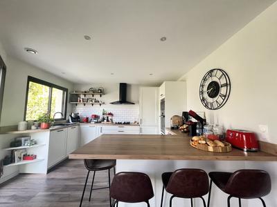 Maison - 139 m² - 6 pièces