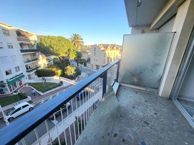 Appartement - 61 m² - 2 pièces