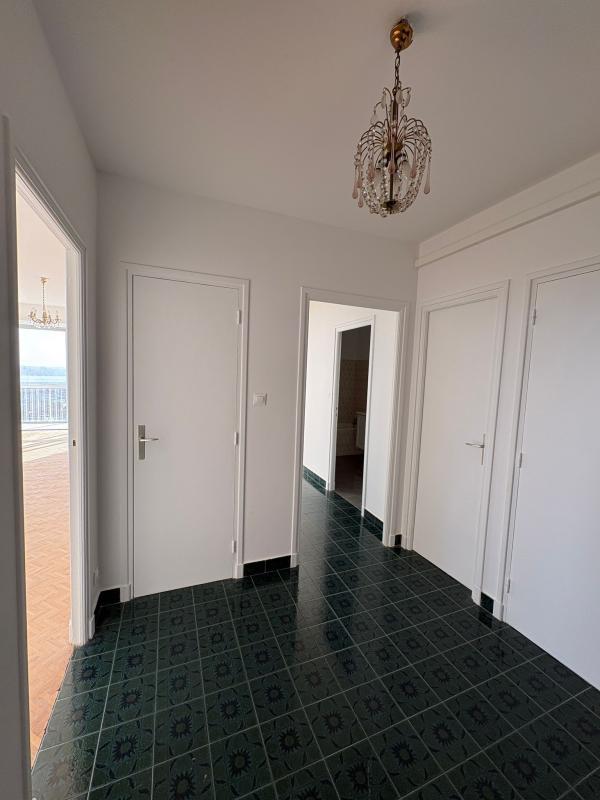 Appartement - 87 m² - 3 pièces