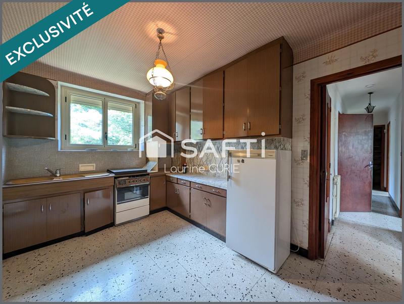 Maison - 156 m² - 7 pièces