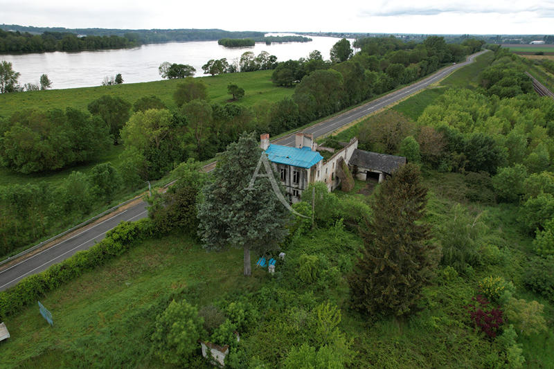 Maison - 400 m² - 12 pièces