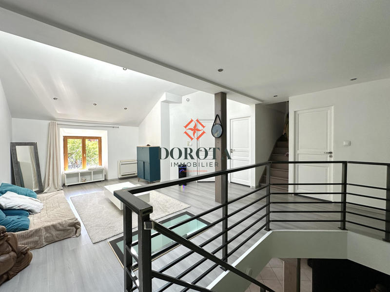 Maison - 164 m² - 5 pièces