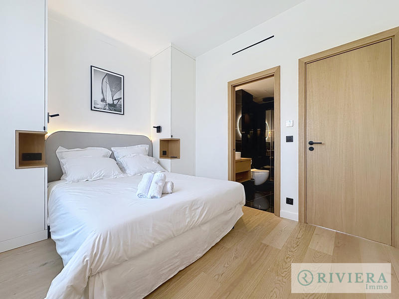 Appartement - 100 m² - 4 pièces