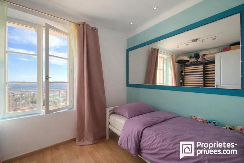 Maison - 214 m² - 6 pièces