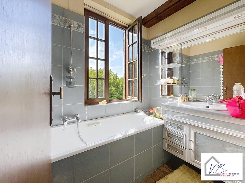 Maison - 100 m² - 4 pièces