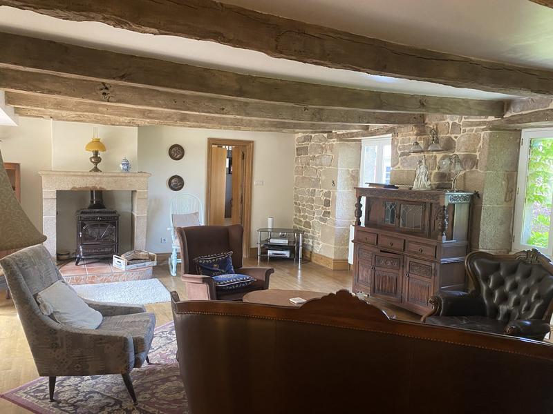 Maison - 167 m² - 8 pièces