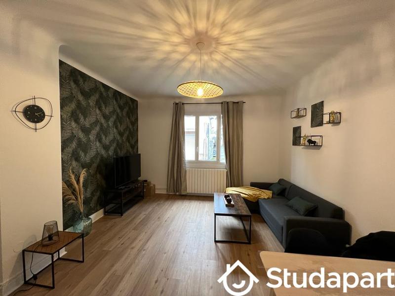 Chambre - 13 m² - 1 pièce