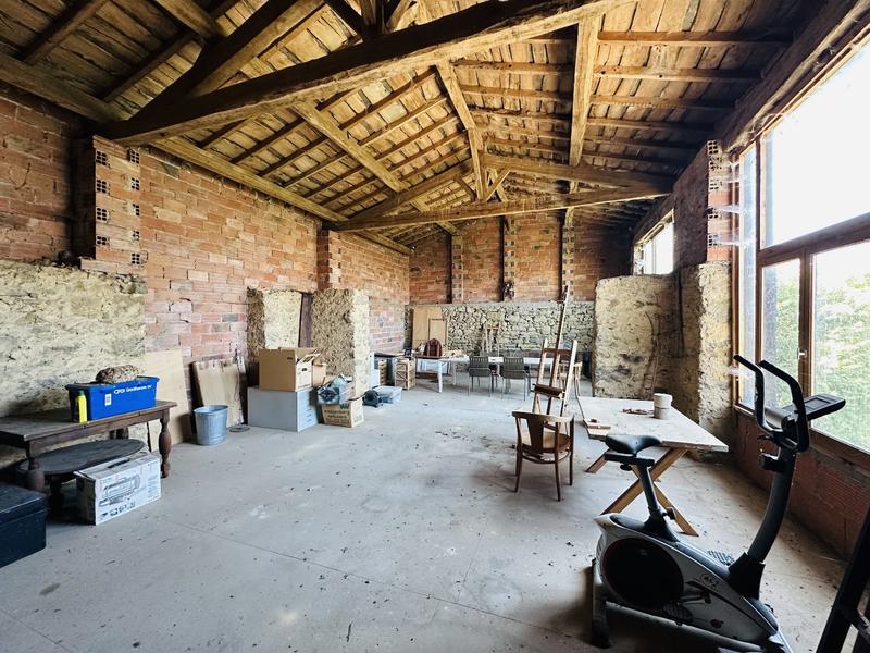 Propriété - 300 m² - 12 pièces