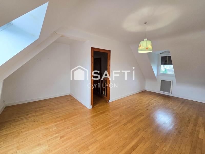 Maison - 161 m² - 6 pièces