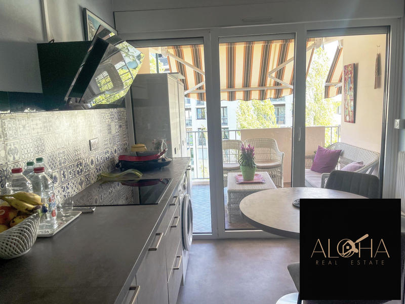 Appartement - 81 m² - 3 pièces