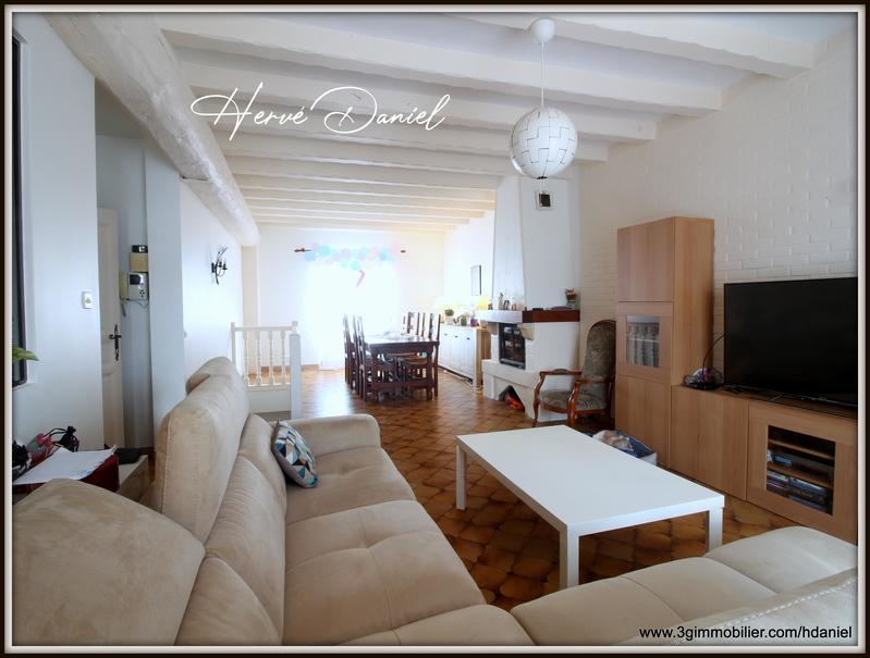 Maison en pierre - 181 m² - 7 pièces