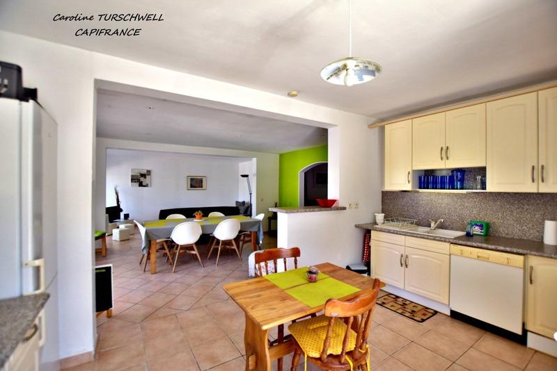 Maison - 205 m² - 10 pièces