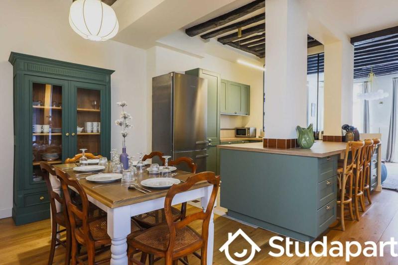 Appartement - 96 m² - 2 pièces