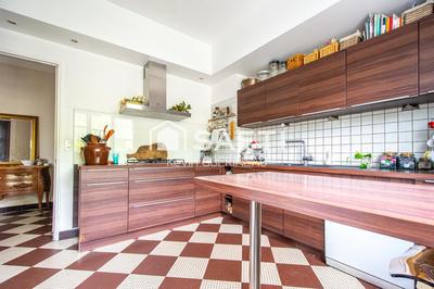 Maison - 174 m² - 6 pièces