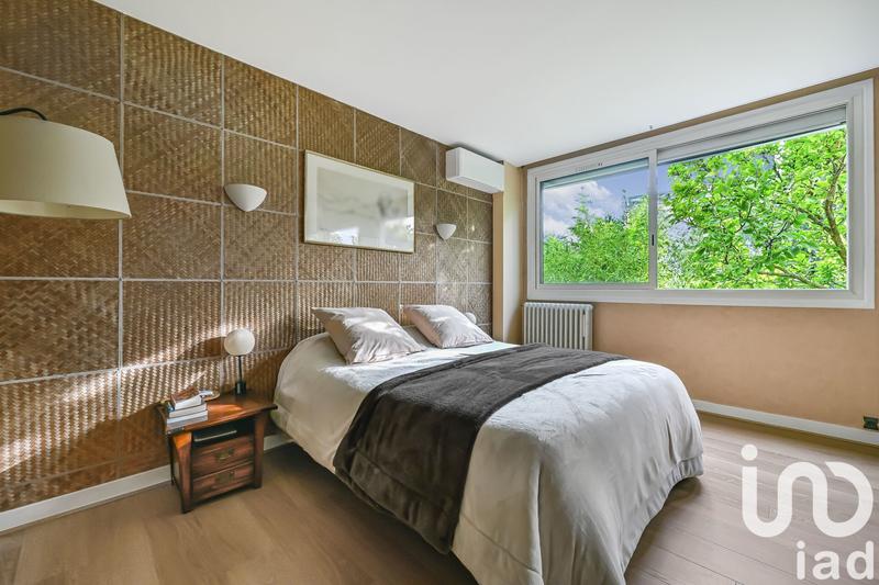 Maison - 186 m² - 7 pièces