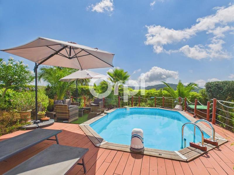 Villa - 170 m² - 6 pièces