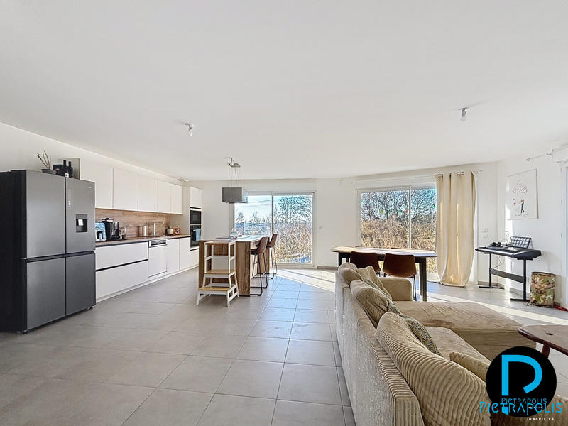 Maison - 108 m² - 4 pièces