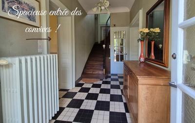 Maison - 197 m² - 10 pièces