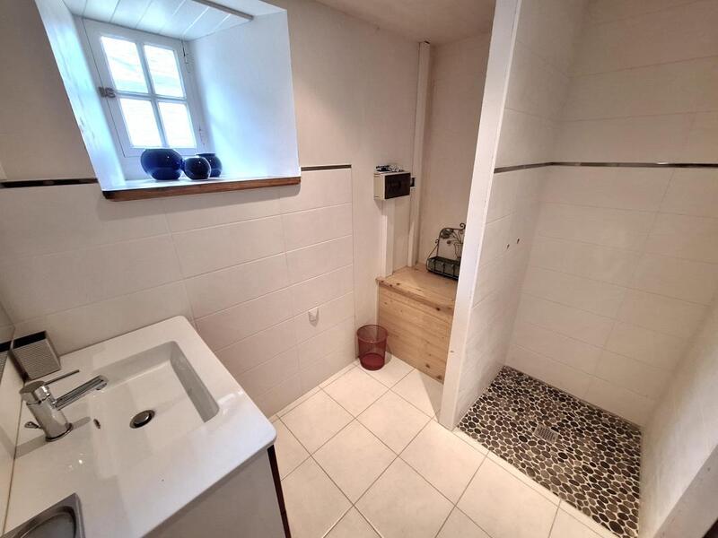 Propriété - 188 m² - 6 pièces