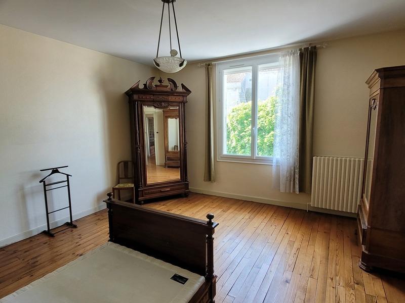 Maison de village - 315 m² - 7 pièces