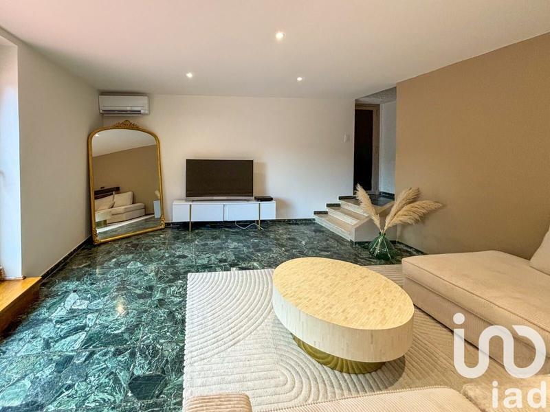 Maison - 194 m² - 7 pièces