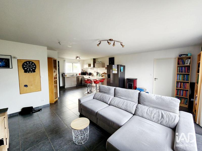 Maison - 99 m² - 5 pièces