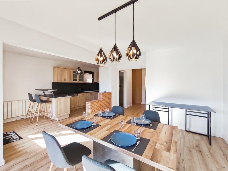 Appartement - 80 m² - 3 pièces