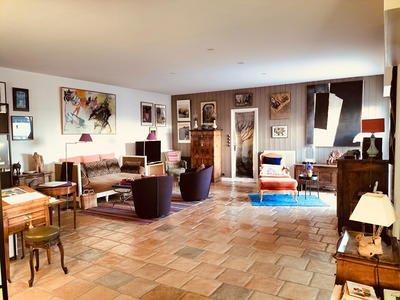 Maison - 160 m² - 5 pièces