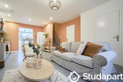 Chambre - 11 m² - 1 pièce