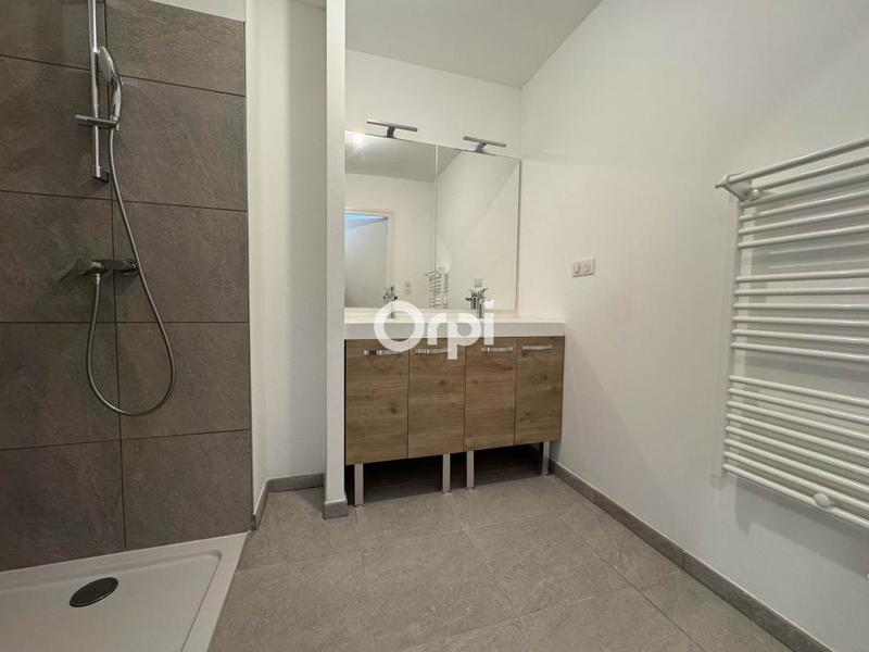 Loft - 119 m² - 3 pièces