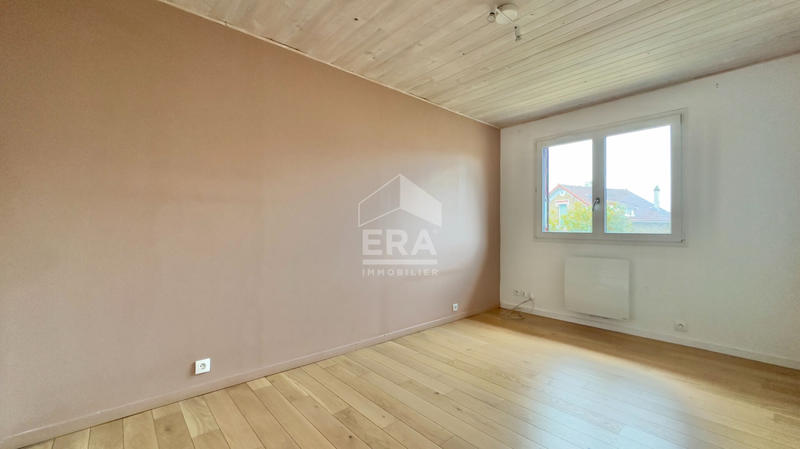 Maison - 146 m² - 7 pièces