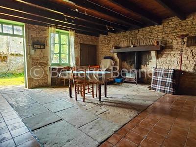 Maison en pierre - 113 m² - 4 pièces