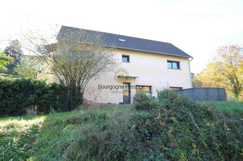 Maison - 181 m² - 6 pièces