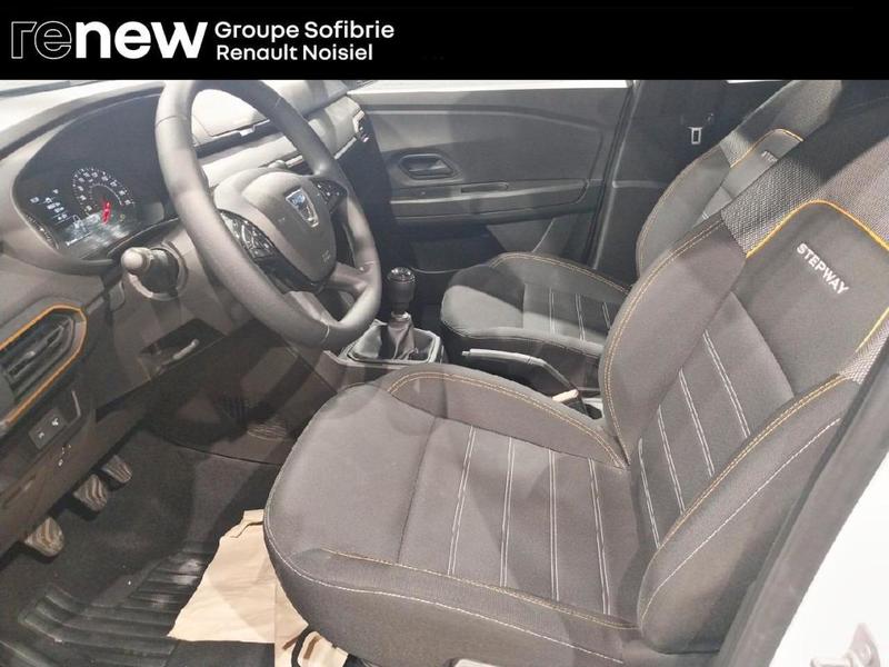 Dacia Sandero Eco-G 100 Stepway Essentiel