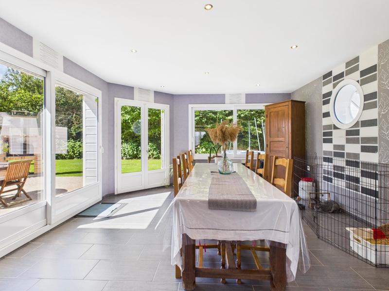 Maison - 161 m² - 8 pièces