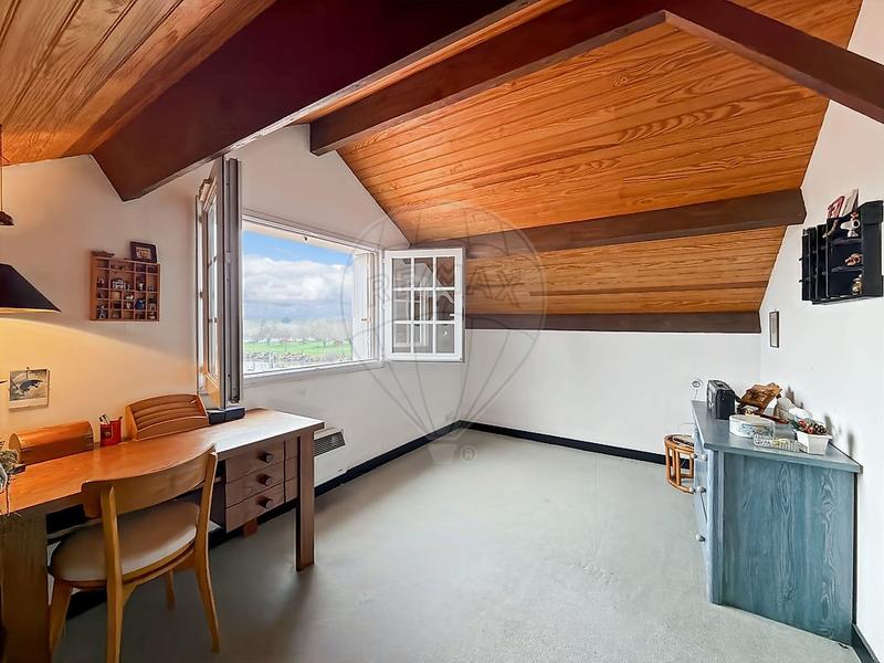 Maison - 258 m² - 10 pièces