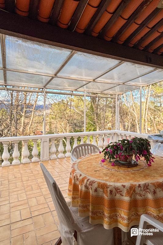 Maison - 123 m² - 6 pièces