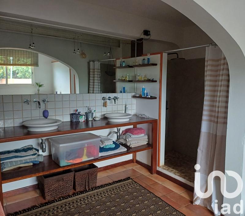 Maison - 104 m² - 4 pièces