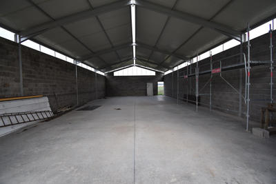 Local d'activités - 200 m²