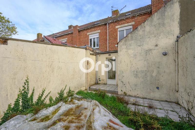 Maison - 93 m² - 4 pièces