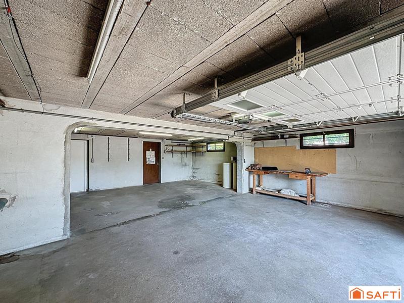 Maison - 207 m² - 8 pièces