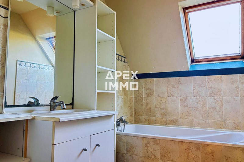 Maison - 103 m² - 5 pièces