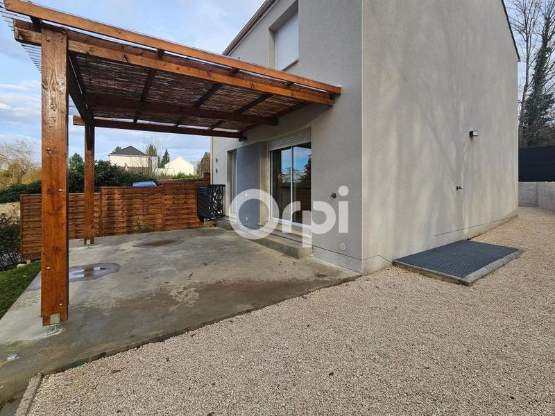 Maison - 93 m² - 4 pièces