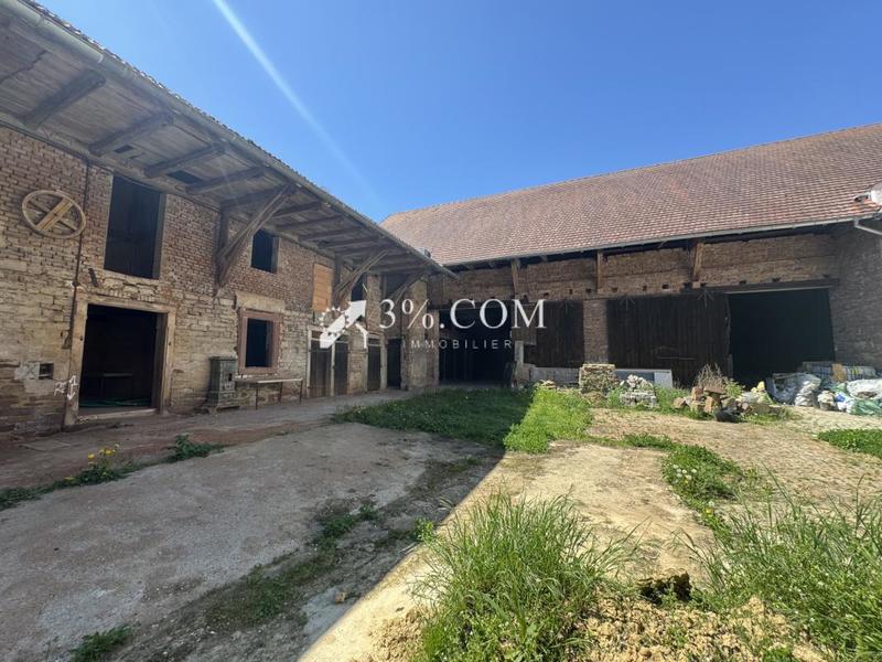 Maison - 390 m² - 8 pièces